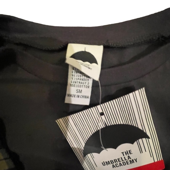 Her Universe The Umbrella Academy Twofer Dress - Picture 7 of 7